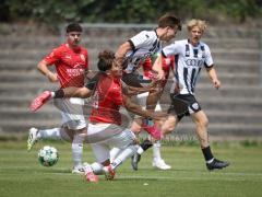 *Bayernliga Nord - Saison 2026/27 - FC Ingolstadt 04 II - FSV Stadeln - Justin Nottrodt (Nr.7 - FCI II) - Luca Pulkrabek rot Stadeln - Foto: Meyer Jürgen