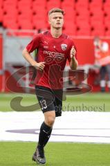 2.BL; FC Ingolstadt 04 - 1. FC Nürnberg - Warmup, Spieler begrüßen Fans, Jeroen Krupa (3, FCI)