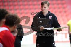 Im Bild: Co-Trainer Maximilian Gärtner (U17 FC Ingolstadt)

Fussball - B-Junioren - Relegation 2021  - FC Ingolstadt 04 - SSV Jahn Regensburg -  Foto: Ralf Lüger/rsp-sport.de