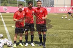 Bayernliga Süd - Saison 2022/2023 - FC Ingolstadt 04 II -  Trainingsauftakt - von links nach rechts Michael Senger - Ishak Karaogul - Egson Gashi - Foto: Meyer Jürgen