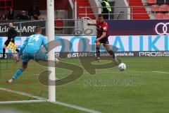 3.Liga - Saison 2022/2023 - FC Ingolstadt 04 -  MSV Duisburg - Torwart Max Braune (Nr.24 - MSV Duisburg) - Marcel Costly (Nr.22 - FCI) - Foto: Meyer Jürgen