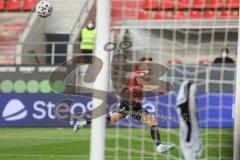 Relegation 1 - FC Ingolstadt 04 - VfL Osnabrück - Tor Jubel, Dennis Eckert Ayensa (7, FCI) überwindet Torwart Kühn Philipp (22 VfL) zum 3:0