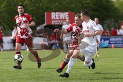 Kreisklasse - Saison 2023/24 - SV Stammham - SV Buxheim-  - Jonas Korn rot Stammham - Nico Duschek weiss Buxheim - Foto: Meyer Jürgen