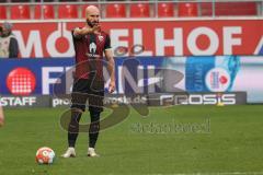 2.BL; FC Ingolstadt 04 - SG Dynamo Dresden; Freistoß Nico Antonitsch (5, FCI)