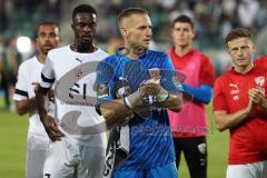 3.Liga - Saison 2023/2024 - Preußen Münster - FC Ingolstadt 04 - Die Spieler bedanken sich bei den mitgereisten Fans - Torwart Marius  Funk (Nr.1 - FCI)  - Foto: Meyer Jürgen