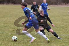 Freundschaftsspiel - Saison 2025/26 - SV Menning - SV Manching - Rainer Meisinger (Nr.8 - SV Manching) - Patrick Schwarz blau Menning  - Foto: Meyer Jürgen