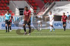 3. Liga - FC Ingolstadt 04 - 1. FC Saarbrücken - Spiel ist aus, Unentschieden Remis, torlos 0:0, hängende Köpfe Enttäuschung bei Ingolstadt, Justin Butler (31, FCI)