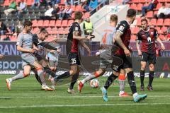 2.BL; FC Ingolstadt 04 - SC Paderborn 07; links Valmir Sulejmani (33, FCI) Schuß auf das Tor