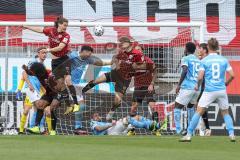 3. Liga - FC Ingolstadt 04 - TSV 1860 München - Tumult vor dem FCI Tor, Torwart Fabijan Buntic (24, FCI), Tobias Schröck (21, FCI) rettet, Mölders Sascha (9, 1860) am Boden, Jonatan Kotzke (25 FCI) Marveille Biankadi (19, 1860) Erik Tallig (8, 1860) Björn