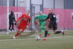 2. Frauen-Bundesliga - Saison 2021/2022 - FC Ingolstadt 04 - FC Bayern München II - Guha Valerie Torwart München - Maier Ramona (#18 FCI) - Foto: Meyer Jürgen