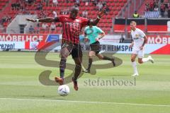 3. Fußball-Liga - Saison 2022/2023 - FC Ingolstadt 04 - SpVgg Bayreuth - Moussa Doumbouya (Nr.27 - FCI) - Foto: Meyer Jürgen