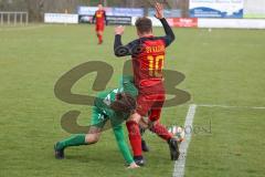 Bezirksliga OBB - Saison 2021/22 -  SV Kasing - Jetzendorf - Stefan Nefzger grün Jetzendorf - Martin Oblinger rot Kasing - Foto: Meyer Jürgen