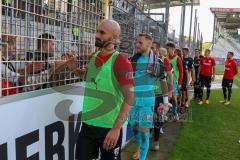 3.Liga - Saison 2022/2023 - SC Freiburg II - FC Ingolstadt 04 - Die Mannschaft bedankt sich bei den Fans - Nico Antonitsch (Nr.5 - FCI) -  - Foto: Meyer Jürgen