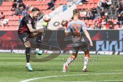 2.BL; FC Ingolstadt 04 - SC Paderborn 07; Tor Schuß Patrick Schmidt (32, FCI) van der Werff Jasper (4 SCP)