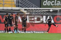 3. Liga; SC Verl - FC Ingolstadt 04; Tor 2:1 für Verl, Torwart Marius Funk (1, FCI) am Boden, hängende Köpfe Arian Llugiqi (25, FCI) Calvin Brackelmann (17, FCI) Visar Musliu (16, FCI) Denis Linsmayer (23, FCI), Hans Nunoo Sarpei (18 FCI) schießt aus Wut 