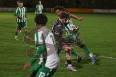 Landesliga - Saison 2025/26 - SV Manching - FC Ehekirchen - Emanuel Gstettner (Nr.19 - SV Manching) - Jakob Schmid schwarz Rhekirchen - Foto: Meyer Jürgen