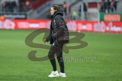 3. Liga; FC Ingolstadt 04 - Rot-Weiss Essen; Niederlage, hängende Köpfe, Spiel ist aus, Cheftrainerin Sabrina Wittmann (FCI)