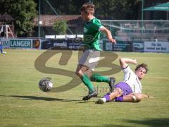 Freundschaftsspiel - FC Gerolfing - VFR Neuburg - Lukas Achhammer (Nr.9 - FC Gerolfing) - Marijan Maricic (Nr.28 - VFR Neuburg) - Foto: Meyer Jürgen
