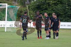 Testspiel - SV Manching - TSV Jetzendorf - Der 1:0 Führungstreffer durch Rainer Meisinger schwarz Manching - jubel  - Foto: Jürgen Meyer