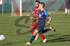 Kreisliga - Saison 2022/2023 - Türk.SV Ingolstadt - SV Menning - Sirac Cilhoroz rot Türk SV - Oliver Ölze blau Menning - Foto: Meyer Jürgen