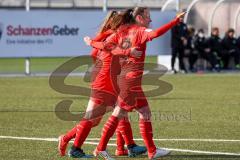 2. Frauen-Bundesliga - Testspiel - Saison 2021/2022 - FC Ingolstadt 04 - SV 67 Weinberg - Der 1:0 Führungstreffer durch Maier Ramona (#18 FCI) - jubel - Reischmann Stefanie (#21 FCI) - Foto: Meyer Jürgen