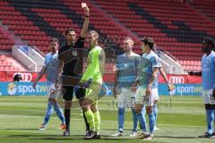 3. Liga - FC Ingolstadt 04 - TSV 1860 München - Torwart Hiller Marco (1, 1860) foult Fatih Kaya (9, FCI) und bekommt rote Karte