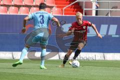 3.Liga - Saison 2022/2023 - FC Ingolstadt 04 -  SV Wehen Wiesbaden - Tobias Bech (Nr.11 - FCI) - Ahmed Gürleyen (Nr.3 - SV Wehen Wiesbaden) - Foto: Meyer Jürgen