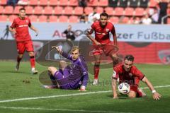 3. Liga; FC Ingolstadt 04 - 1. FC Schweinfurt 05; Torchance verpasst Max Besuschkow (17, FCI) Torwart Stahl Toni (1 S05) Fredrik Carlsen (8, FCI)