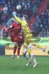 3. Liga; FC Ingolstadt 04 - TSV 1860 München; Torchance verpasst Simon Lorenz (32, FCI) Torwart Dähne Thomas (21 TSV) boxt den Ball weg