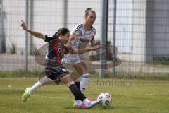 2. Bundesliga Frauen - Saison 2025/26 - FC Ingolstadt 04 Frauen - FCB München II - Annika Kömm (Nr.25 - FC Ingolstadt Frauen I) - Kappes Jana rot FCB  - Foto: Meyer Jürgen
