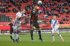 2.BL; FC Ingolstadt 04 - Karlsruher SC; Stefan Kutschke (30, FCI) Kopfball Thiede Marco (21 KSC)