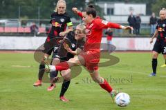 2. Fußball-Liga - Frauen - Saison 2022/2023 - FC Ingolstadt 04 - RB Leipzig - Vidovic Paula (Nr.11 - FC Ingolstadt 04 ) - Graf Luca-Marie schwarz Leipzig - Foto: Meyer Jürgen