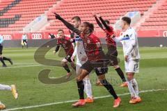 3. Liga - FC Ingolstadt 04 - Waldhof Mannheim - Im Gewirr trifft Caniggia Ginola Elva (14, FCI) zum 1:0 Tor Jubel, Thomas Keller (27, FCI) Marcel Gaus (19, FCI)