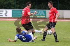 Kreisklasse -  Saison 2023/2024 - DJK Ingolstadt - FC Tegernbach - Frederik Straßer blau DJK Ing - Kilian Schaetz rot #17 Tegernbach - Tobias Hagl #8 Tegernbach rot - Foto: Meyer Jürgen