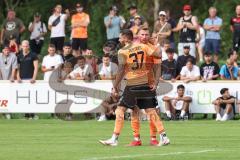 Toto-Pokal; SV Manching - FC Ingolstadt 04; Tor Jubel Treffer Pascal Testroet (37, FCI) mit Jannik Mause (7, FCI)