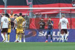3. Liga; FC Ingolstadt 04 - Alemannia Aachen; Torwart David Klein (47, FCI) schreit zum Team