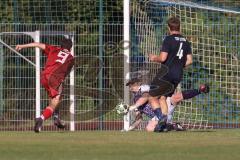 Kreisklasse - Saison 2025/26- TSV Etting - TSV Altmannstein-  - Daniel Weber rot Altmannstein  - Filip Festner Torwart Etting - Philipp Schneider #4 Etting - Foto: Meyer Jürgen