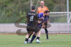 Kreisklasse - Saison 2025/26- TSV Ingolstadt Nord - MTV Ingolstadt - Vahdet Demir lila MTV - Bujar Eljezi schwarz Ing Nord - Foto: Meyer Jürgen