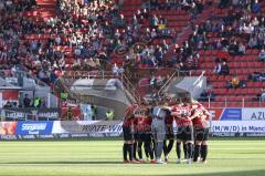 3. Liga; FC Ingolstadt 04 - Viktoria Köln; vor dem Spiel Teambesprechung