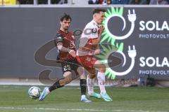 3. Liga; SSV Jahn Regensburg - FC Ingolstadt 04; Arian Llugiqi (25, FCI) Faber Konrad (11 Jahn)