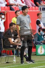 DFB Pokal; FC Ingolstadt 04 - Erzgebirge Aue; Cheftrainer Roberto Pätzold (FCI) und Co-Trainer Thomas Karg (FCI) an der Seitenlinie