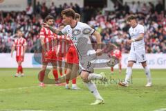 3. Liga; Energie Cottbus - FC Ingolstadt 04; Tor Jubel Treffer 1:2 Führung Sebastian Grönning (11, FCI) Tim Heike (9, FCI)