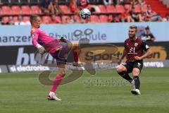 3.Liga - Saison 2023/2024 - FC Ingolstadt 04 -  1. FC Saarbrücken - Torwart Tim Paterok (Nr.30 - Saarbrücken) - Yannick Deichmann (Nr.20 - FCI) - Foto: Meyer Jürgen