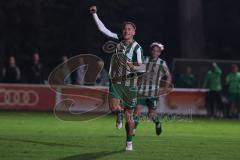 Landesliga - Saison 2025/26 - SV Manching - SC Oberweikertshofen - Der 4:0 Führungstreffer durch Fabian  Neumayer (Nr.9 - SV Manching) - jubel -  - XXXXX - Foto: Meyer Jürgen