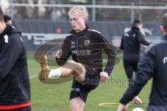 3. Liga; 1. Training nach Winterpause, 2023 FC Ingolstadt 04; Tobias Bech (11, FCI)