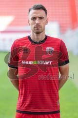 FC Ingolstadt 04; 3.Liga,  Porträttermin    
2025/2026, Max Besuschkow (17, FCI)