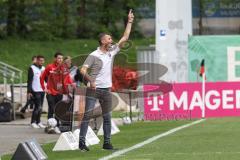 3. Liga; FC Viktoria Köln - FC Ingolstadt 04; an der Seitenlinie, Spielerbank Cheftrainer Michael Köllner (FCI)
