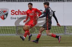 A - Junioren Bundesliga Süd/Südwest -  Saison 2021/2022 - FC Ingolstadt 04 - Eintracht Frankfurt - Udogu David (#3 FCI) - Tepedibi Bertan schwarz Frankfurt - Foto: Meyer Jürgen