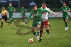 Landesliga - Saison 2024/25 - SV Manching - FC Gundelfingen - Sebastian Graßl (Nr.10 - SV Manching) - Elias Weichler weiss Gundelfingen - Foto: Meyer Jürgen