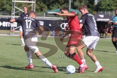 * Testspiel - Saison 2025/26 - FC Ingolstadt 04 - FSV Zwickau - Yann Sturm (Nr.7 - FC Ingolstadt 04) - Jonas Dittrich (Nr.17 - FSV Zwickau) - Lennert Möbius (Nr.9 - FSV Zwickau) - Foto: Meyer Jürgen